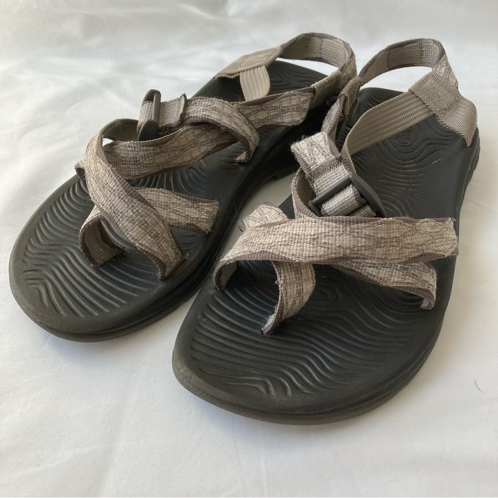 Chaco Sport Outdoor Sandals Gray White Women Size 8W Gorpcore Hiking Camping Fun